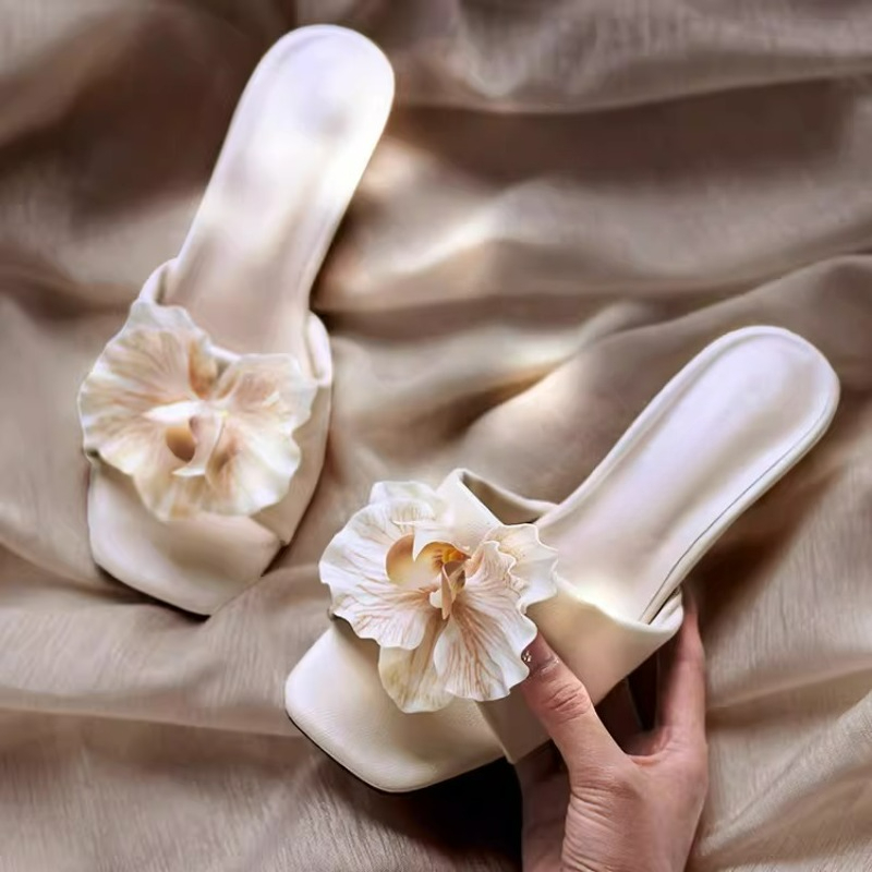 Brand Women Sandals 2026 Summe - огляд і ціна Streetwear Brand With Flowers